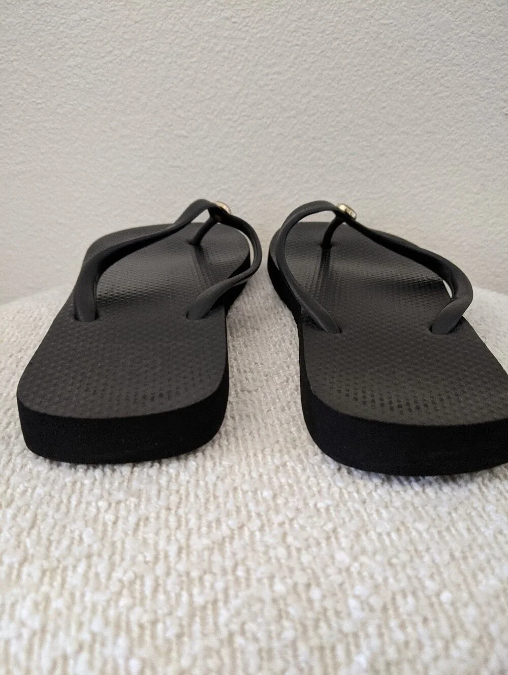 Tory Burch Black Women's Flip Flop Sandals with Gold Logo Accent Size 7.5